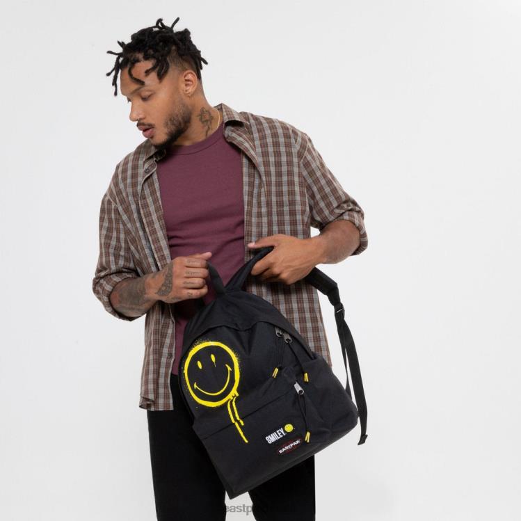 pak\'r acolchoado sorridente grafite preto Eastpak mochilas 484BB3
